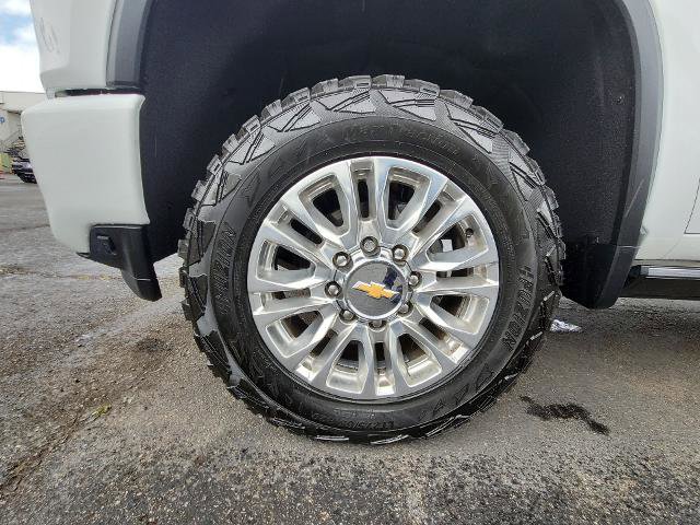Used 2022 Chevrolet Silverado 2500 High Country w/ Z71 Off-Road Package image 33
