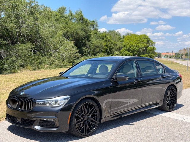 Used 2019 BMW 740i w/ Executive Package RWD image 1