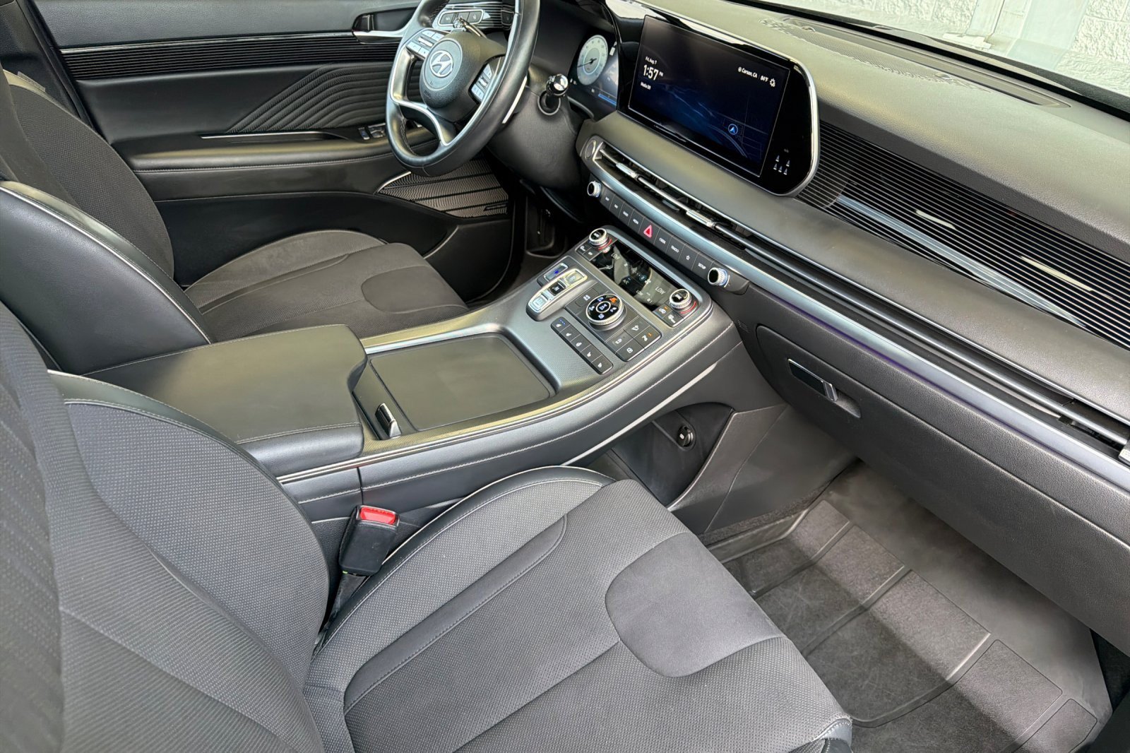 Used 2024 Hyundai Palisade Calligraphy AWD/4WD image 16