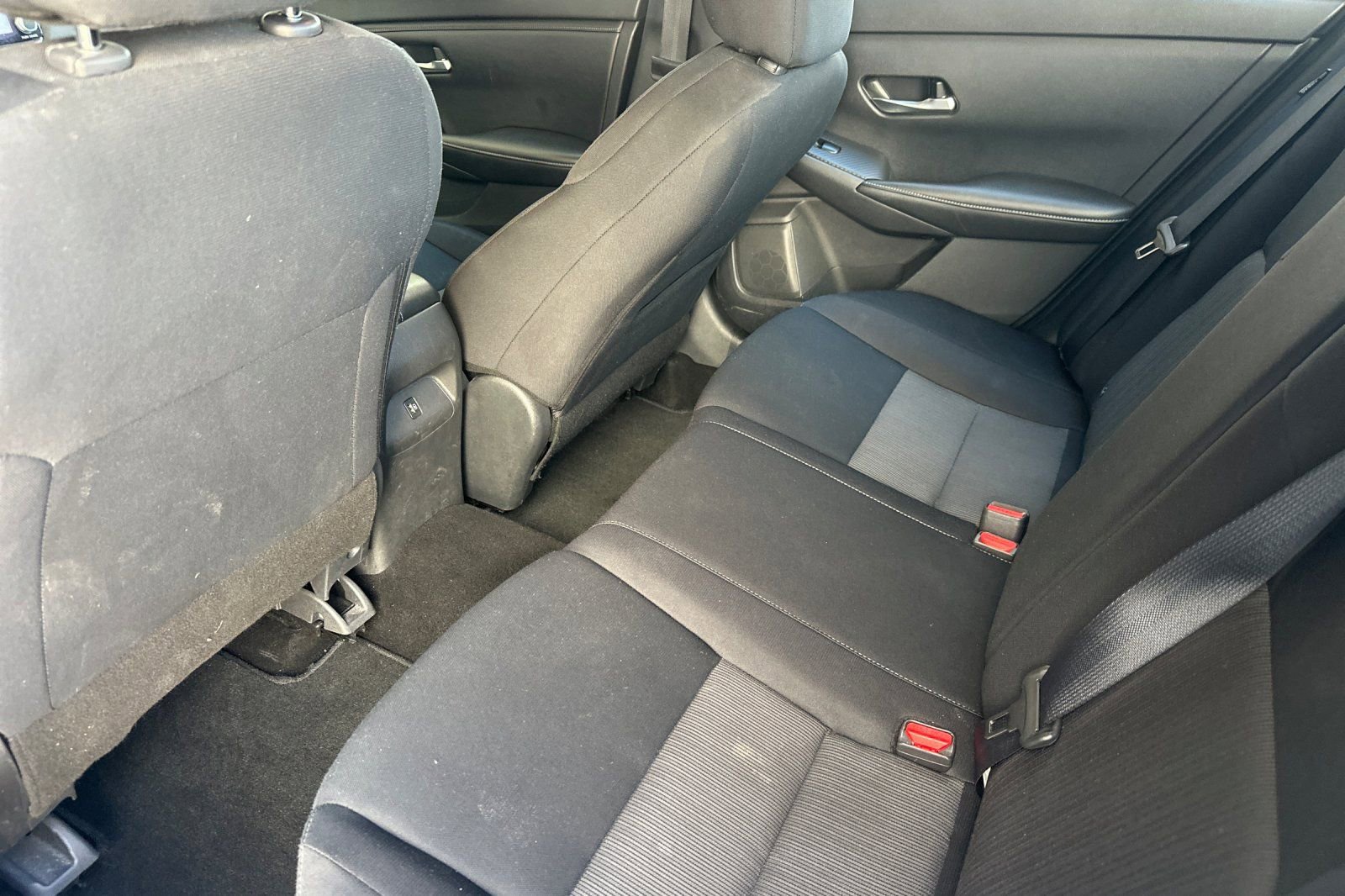Used 2023 Nissan Sentra SV FWD image 14