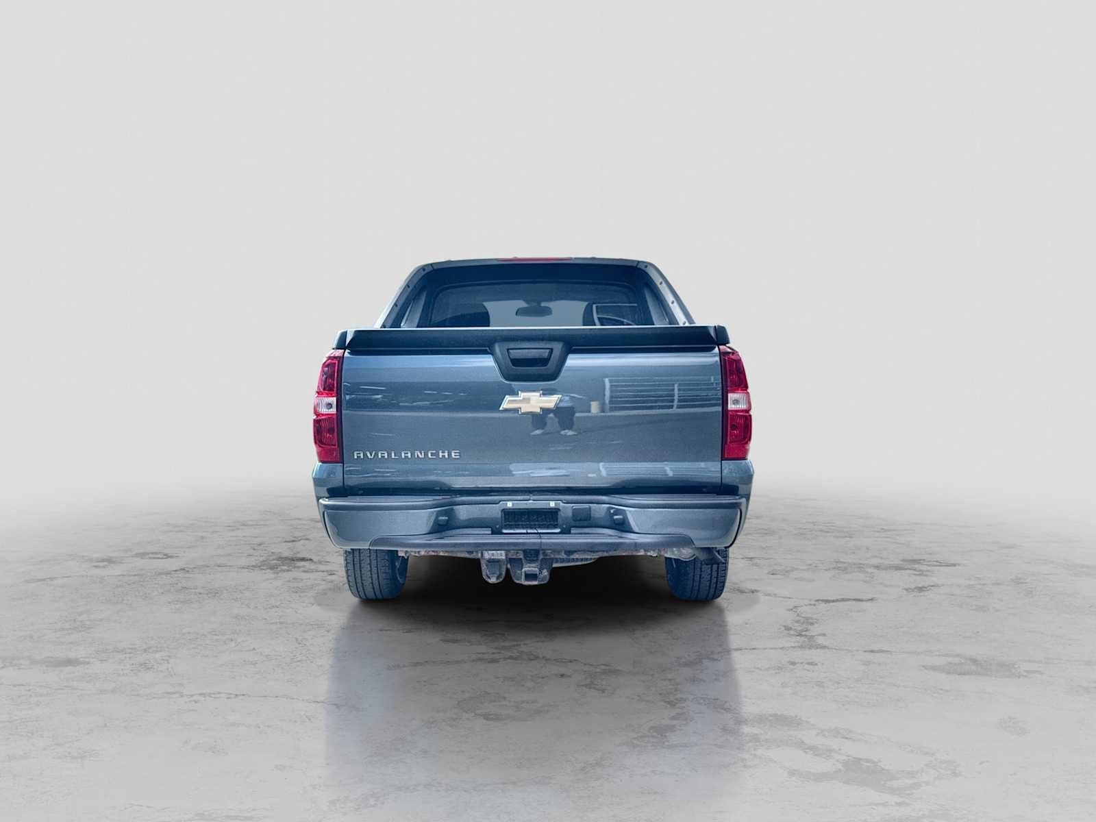 Used 2009 Chevrolet Avalanche LT AWD/4WD image 5