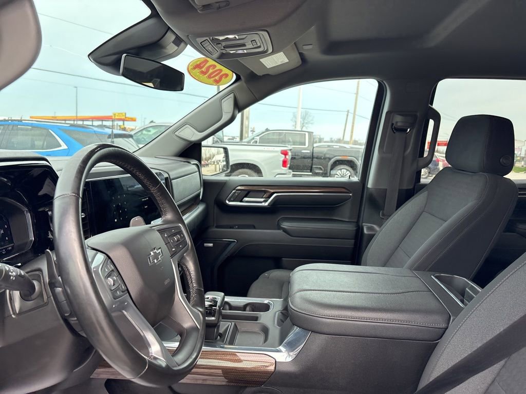 Certified 2024 Chevrolet Silverado 1500 RST w/ Redline Edition image 23