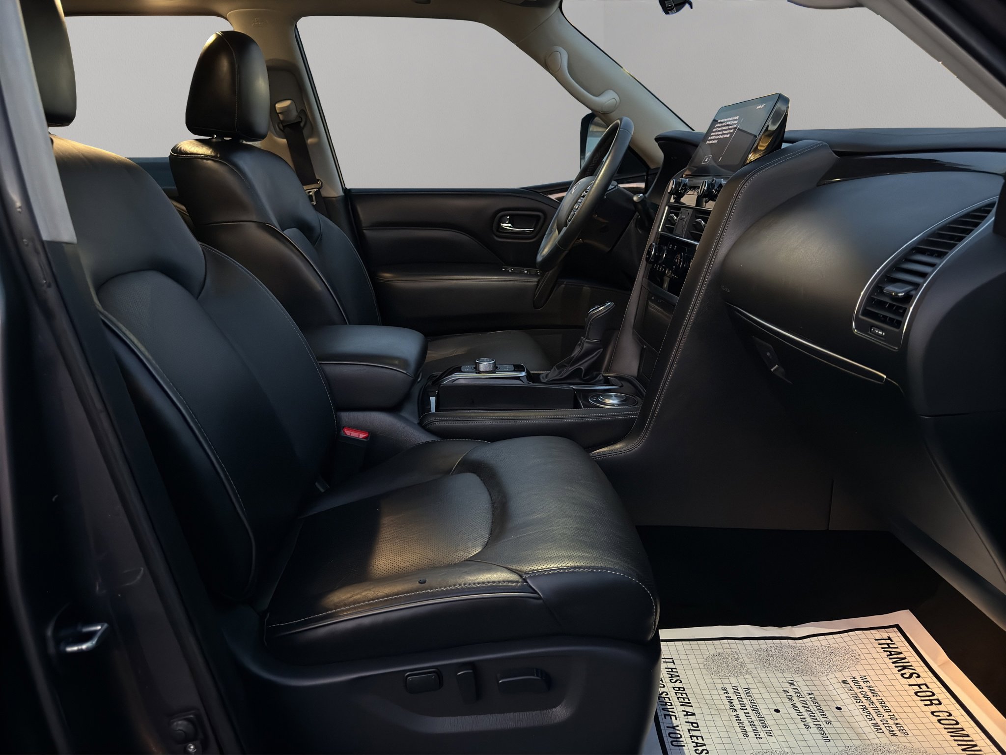 Used 2024 INFINITI QX80 Luxe image 17