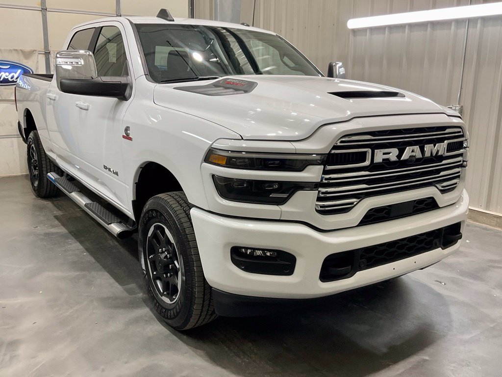 Used 2025 RAM 2500 Laramie w/ Sport Appearance Package AWD/4WD image 2