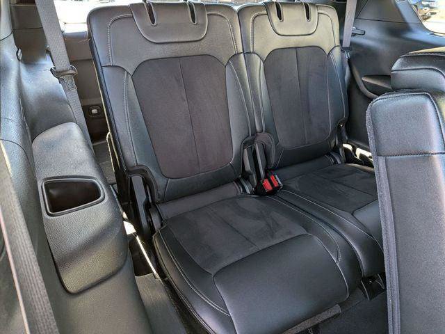 Certified 2024 Jeep Grand Cherokee L Laredo image 28