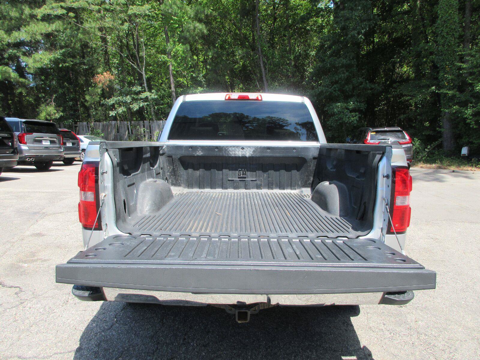 Used 2014 GMC Sierra 1500 SLT w/ Suspension Package, Off-Road RWD image 15