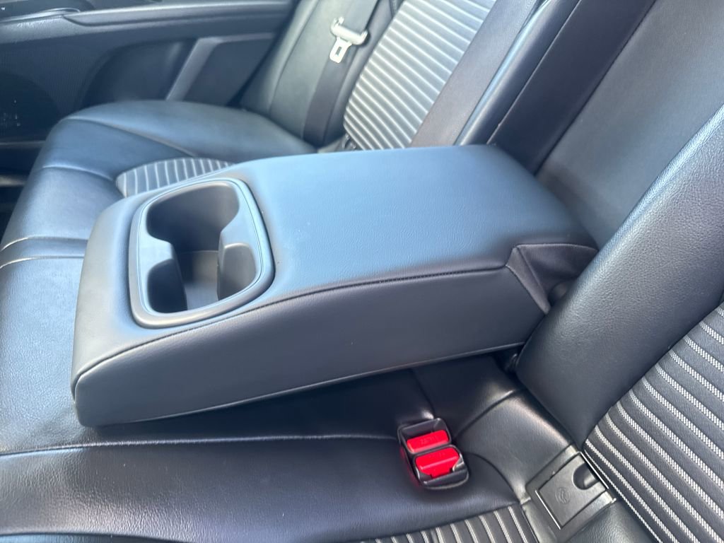 Used 2020 Toyota Camry SE w/ Moonroof Package AWD/4WD image 36