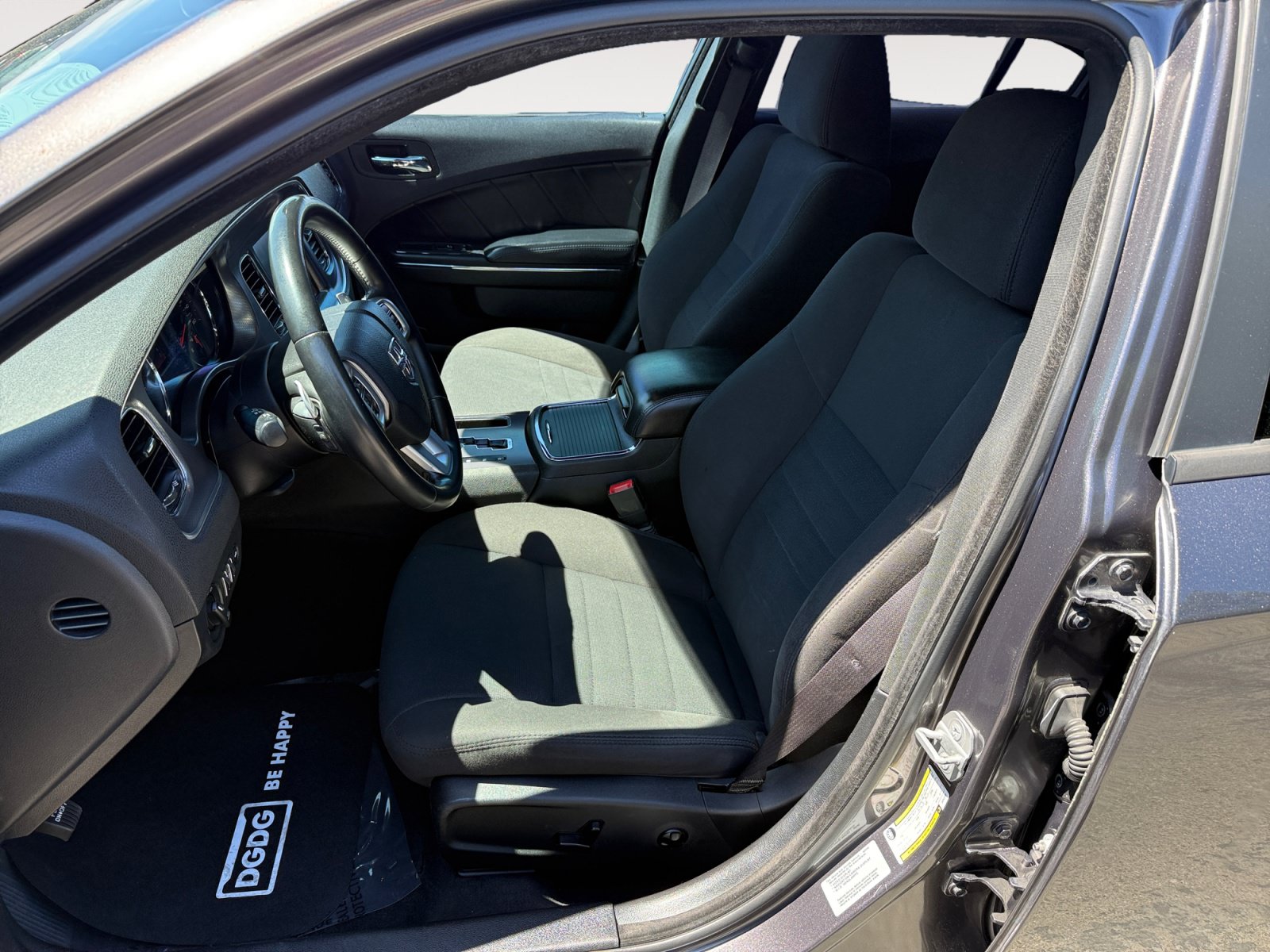 Used 2014 Dodge Charger R/T w/ Blacktop Package RWD image 10