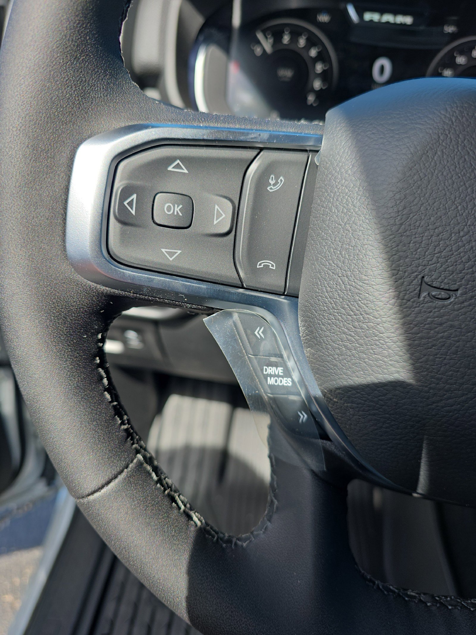 New 2026 RAM 1500 4x4 Crew Cab image 27