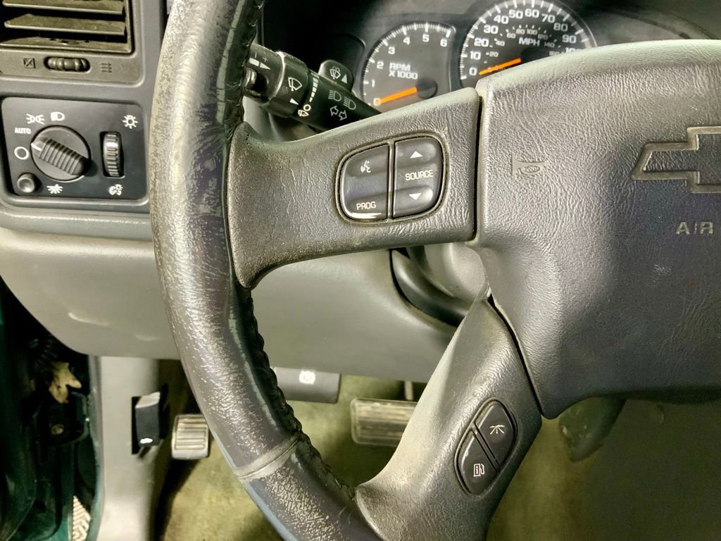 Used 2006 Chevrolet Silverado 1500 LT w/ Onstar Plus Package image 18