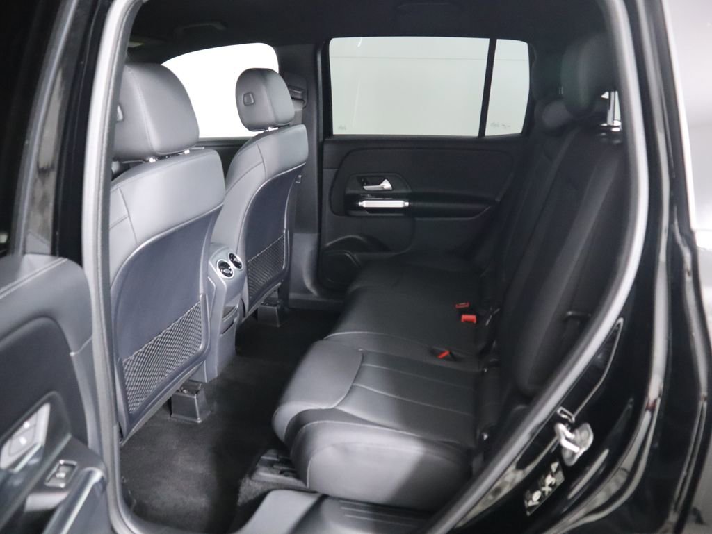Certified 2025 Mercedes-Benz GLB 250 image 21