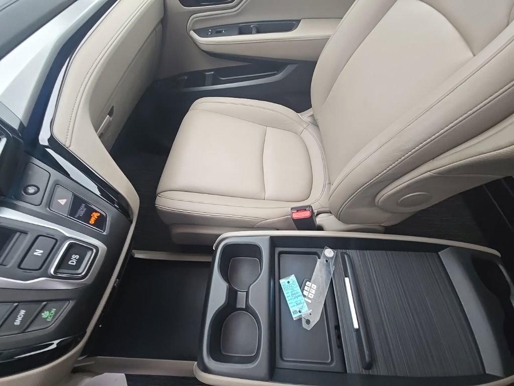 Used 2024 Honda Odyssey Touring image 23