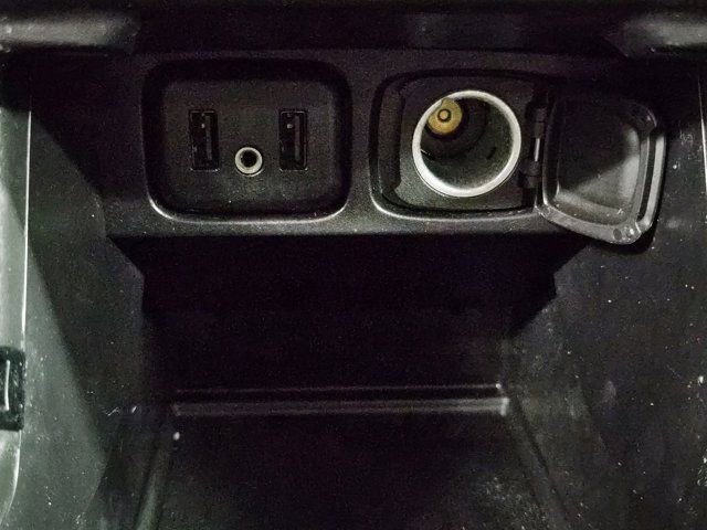 Used 2019 Buick Encore Sport Touring w/ Safety Package image 29