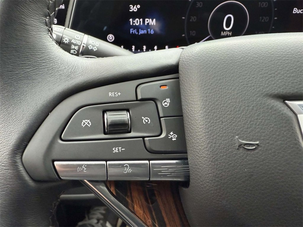 Used 2024 Cadillac Escalade Luxury image 24