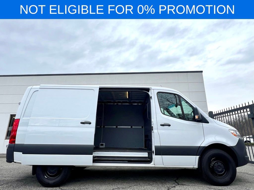 Used 2025 Mercedes-Benz Sprinter 2500 image 10