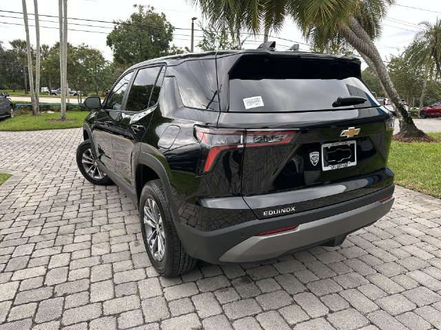 Used 2027 Chevrolet Equinox LT FWD image 12