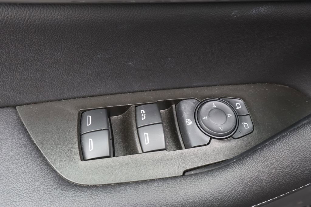 Used 2023 Chevrolet Blazer LT w/ Convenience Package FWD image 13