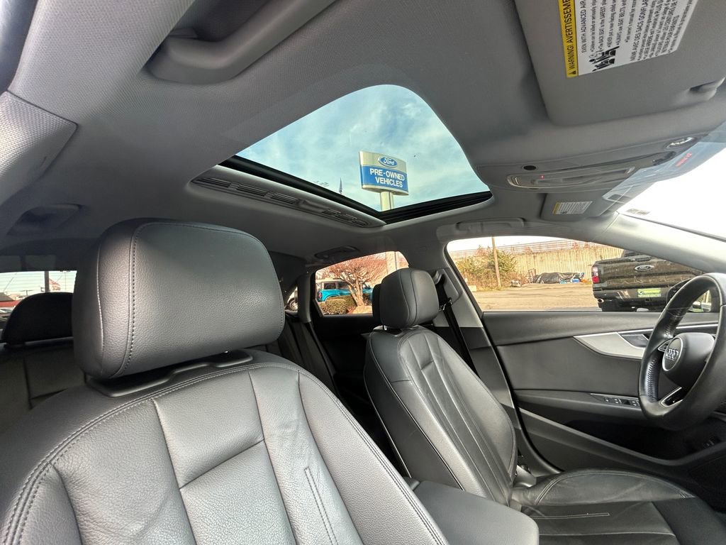 Used 2018 Audi A4 Sedan image 27