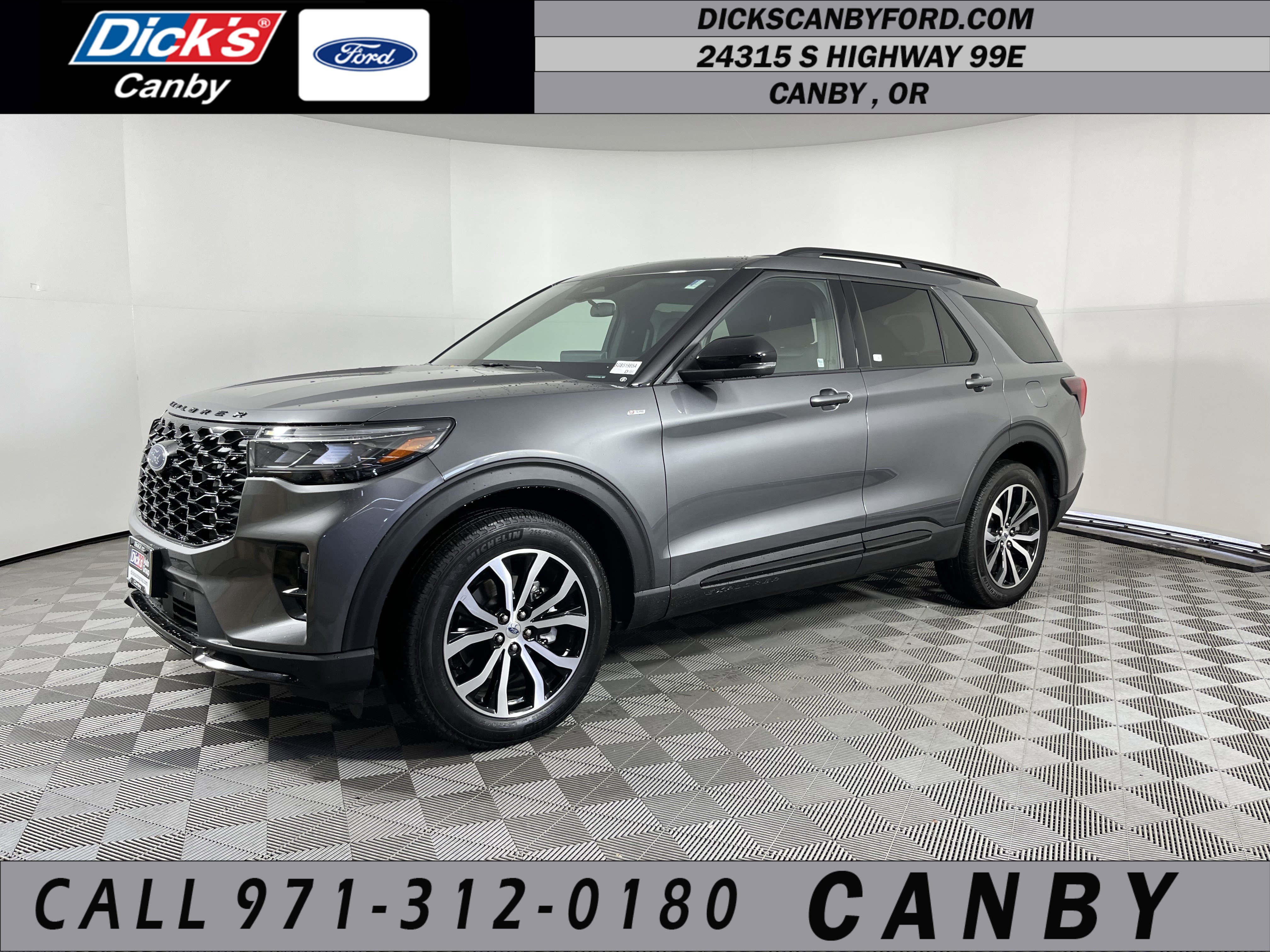 Used 2025 Ford Explorer ST-Line