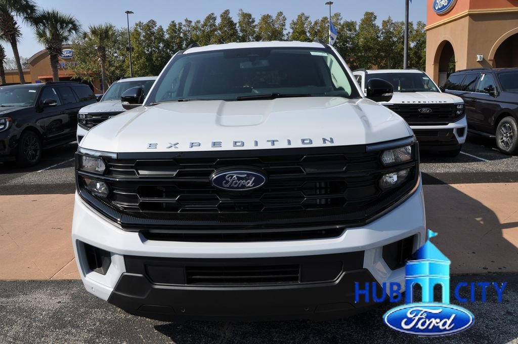 New 2026 Ford Expedition Active RWD image 8