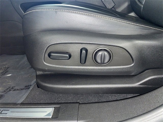 Certified 2023 GMC Acadia SLT w/ Elevation Edition image 25