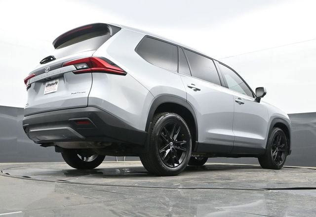 Used 2024 Toyota Grand Highlander Platinum image 29