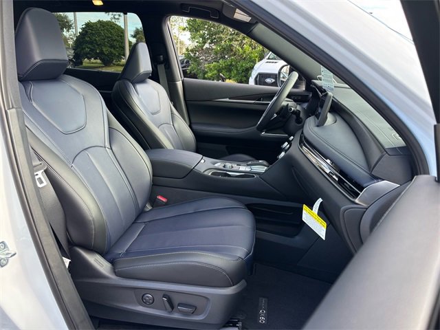 Certified 2026 INFINITI QX60 Sport w/ Dark Cargo Package image 24