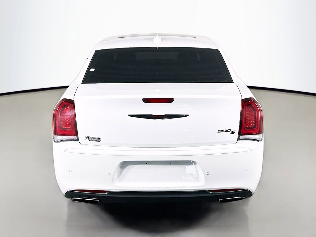 Used 2022 Chrysler 300 S image 6