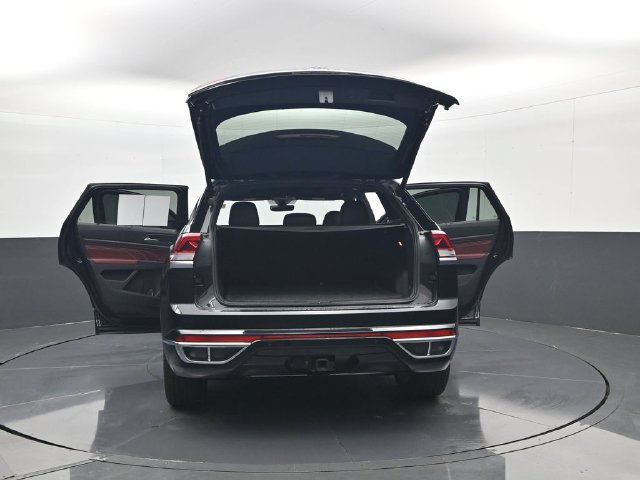 Used 2022 Volkswagen Atlas Cross Sport SEL Premium R-Line w/ Cross Sport MDO Package AWD/4WD image 32
