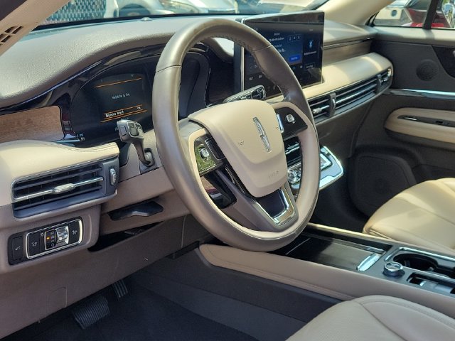 Certified 2024 Lincoln Corsair Reserve FWD image 10