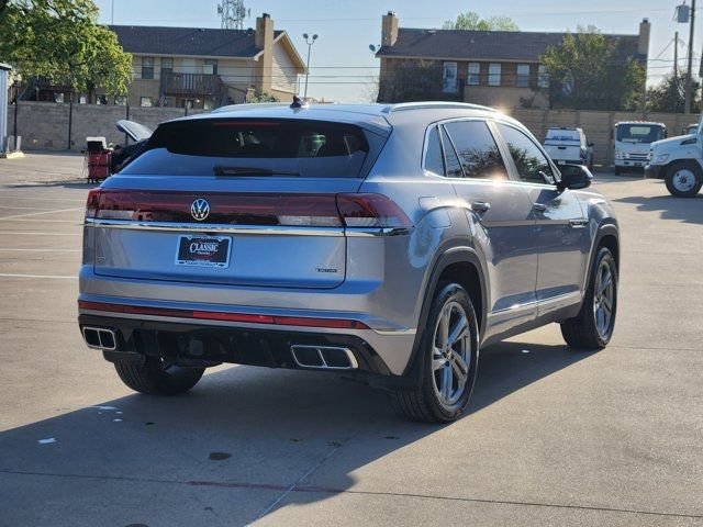 Used 2024 Volkswagen Atlas Cross Sport SEL R-Line image 15