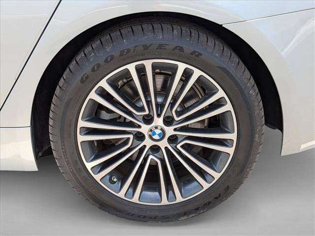 Used 2019 BMW 530i xDrive w/ Convenience Package image 3