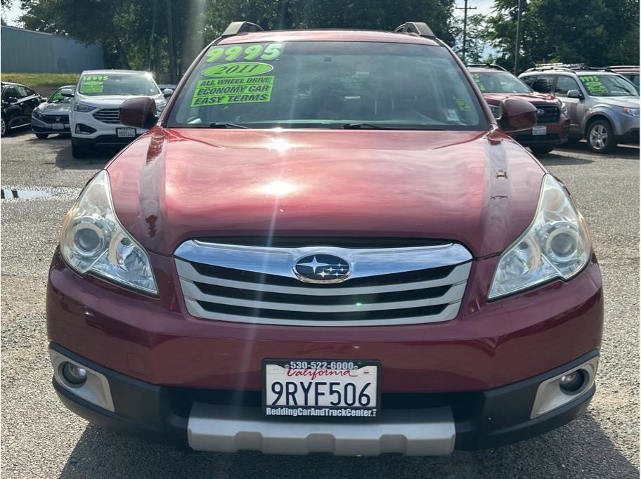 Used 2011 Subaru Outback 2.5i Limited AWD/4WD image 2