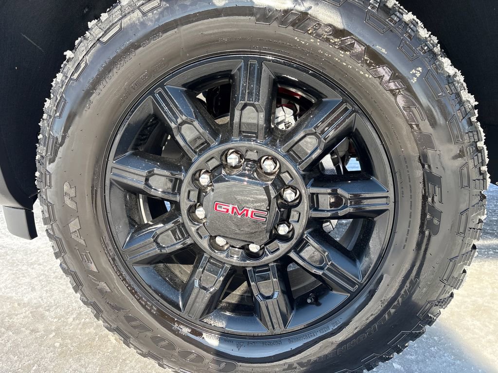 New 2026 GMC Sierra 2500 AT4 w/ AT4 Premium Plus Package image 50