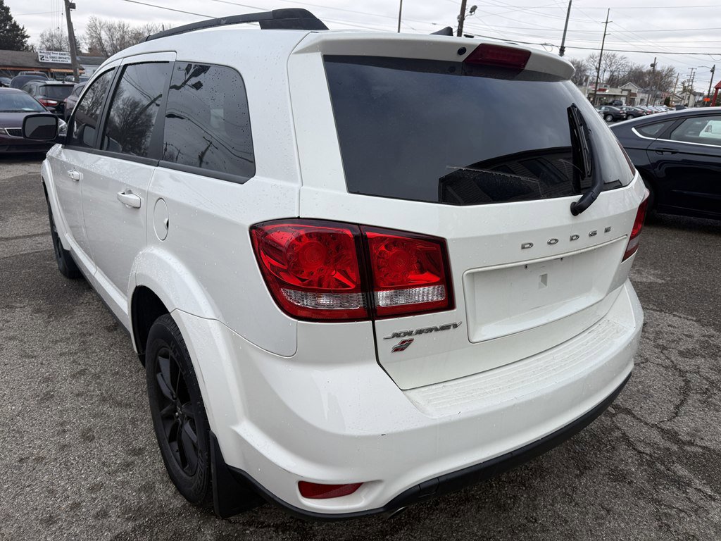 Used 2019 Dodge Journey SE w/ Connectivity Group image 4