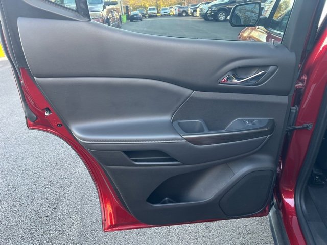 Used 2023 GMC Acadia SLT image 22