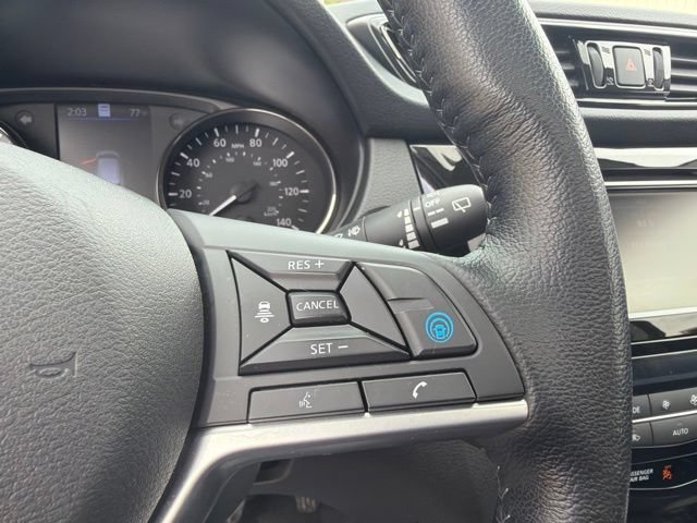 Used 2022 Nissan Rogue Sport SL w/ Premium Package FWD image 28
