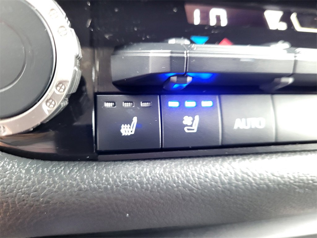 Used 2023 Toyota Sequoia TRD Pro image 28