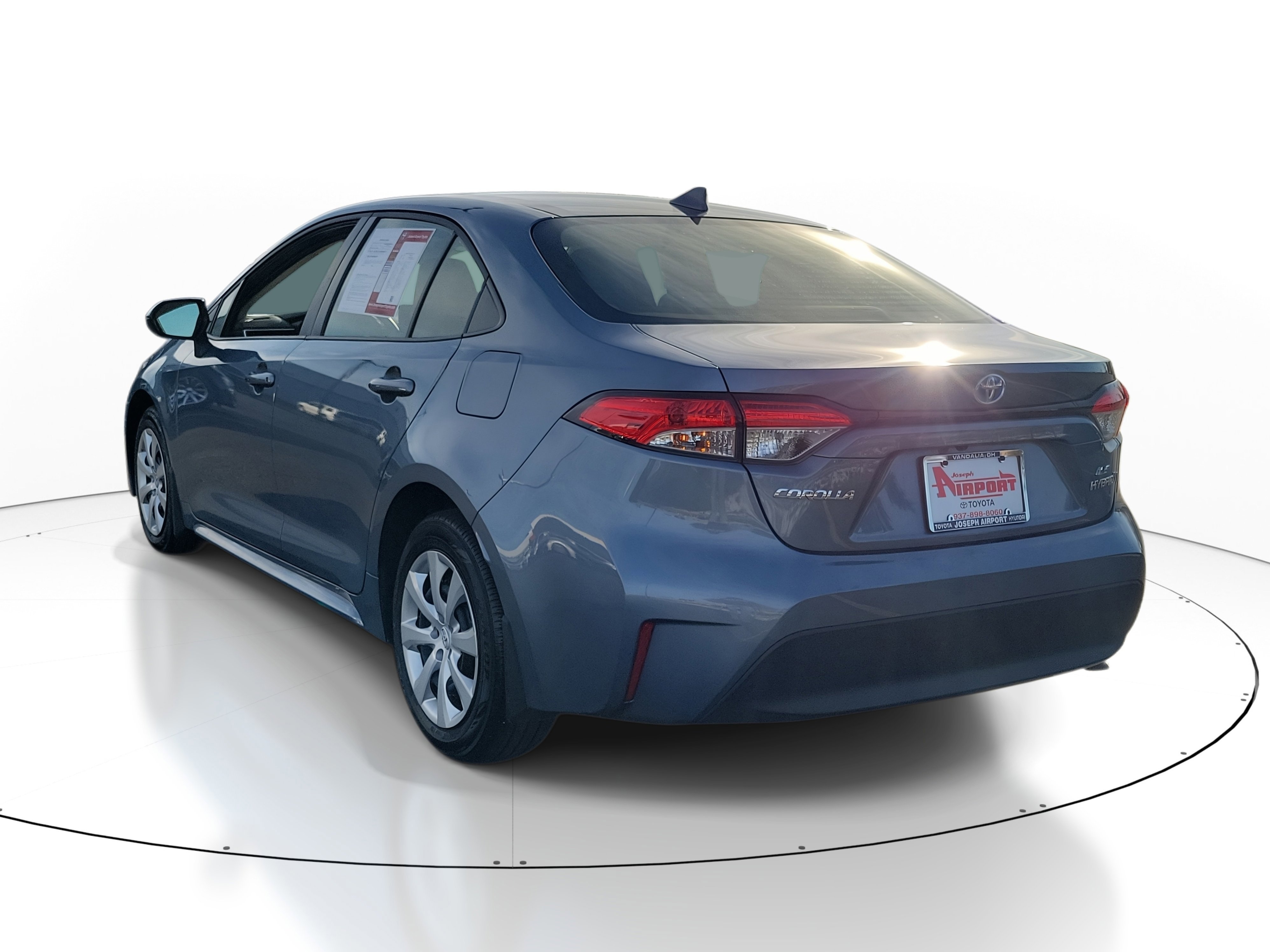 Used 2024 Toyota Corolla LE image 5