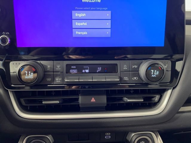 Used 2024 Toyota Grand Highlander AWD image 22