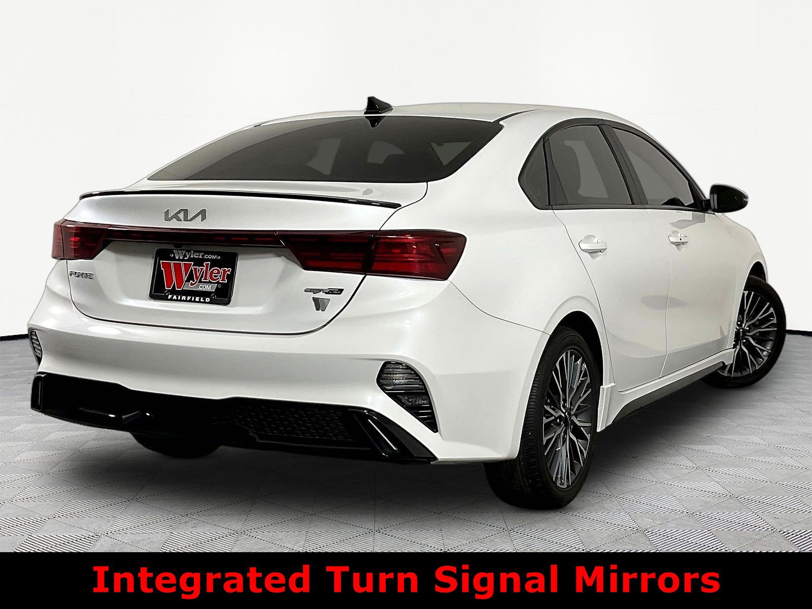 Used 2024 Kia Forte GT-Line w/ GT-Line Premium Package FWD image 6