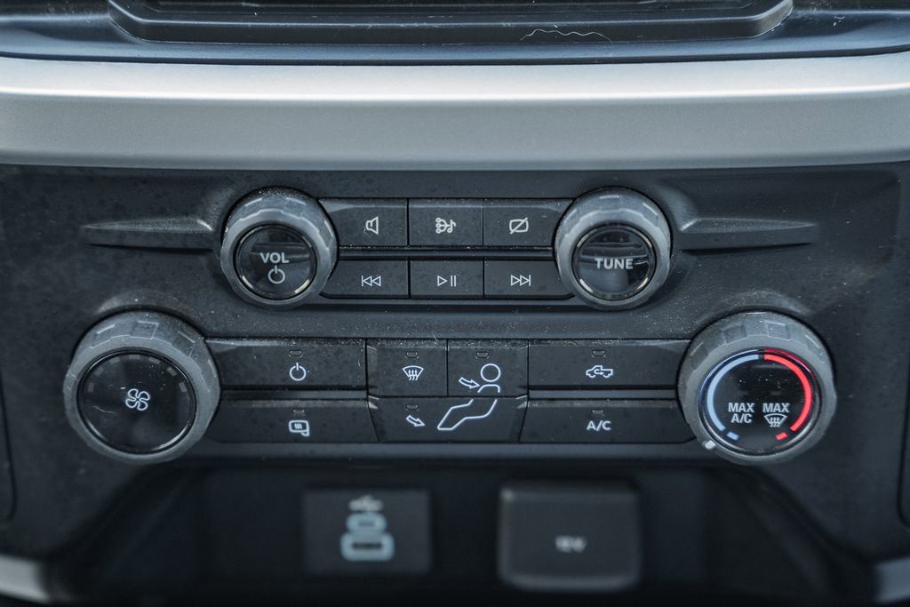 Used 2024 Ford F250 XL w/ Snow Plow Prep Package image 24