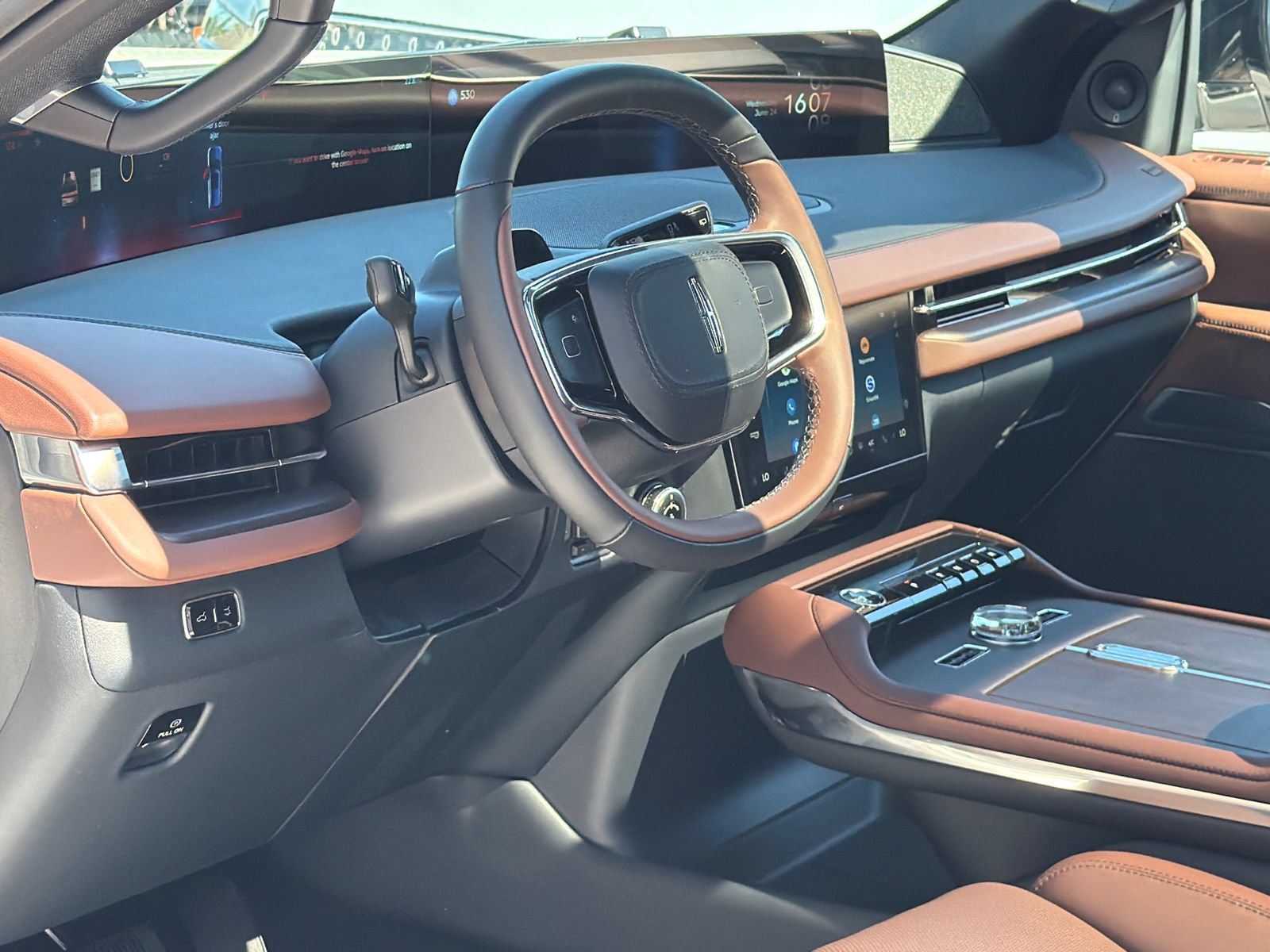 New 2026 Lincoln Navigator Reserve AWD/4WD image 17