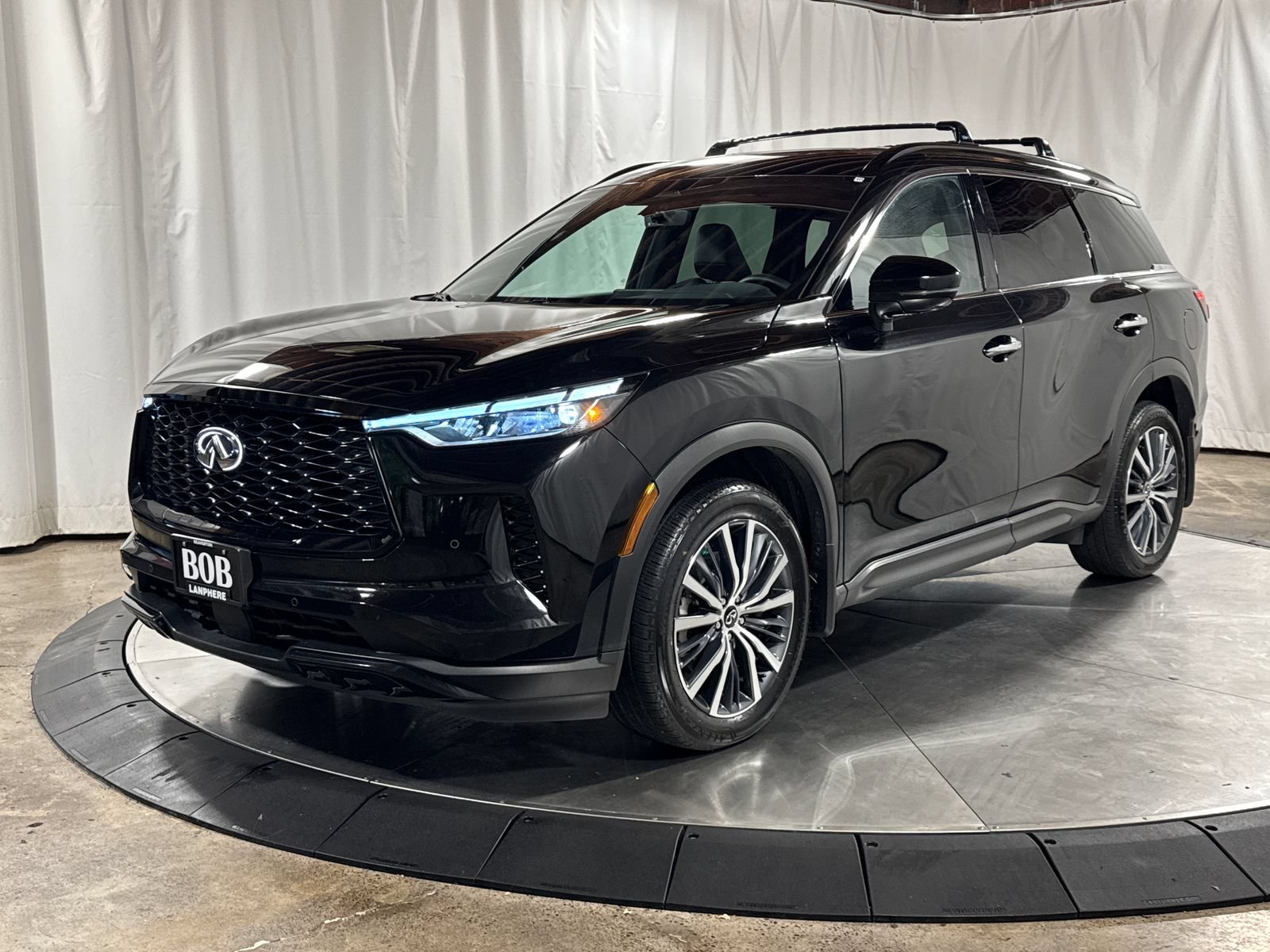 Certified 2025 INFINITI QX60 Luxe w/ Black Edition AWD/4WD image 1
