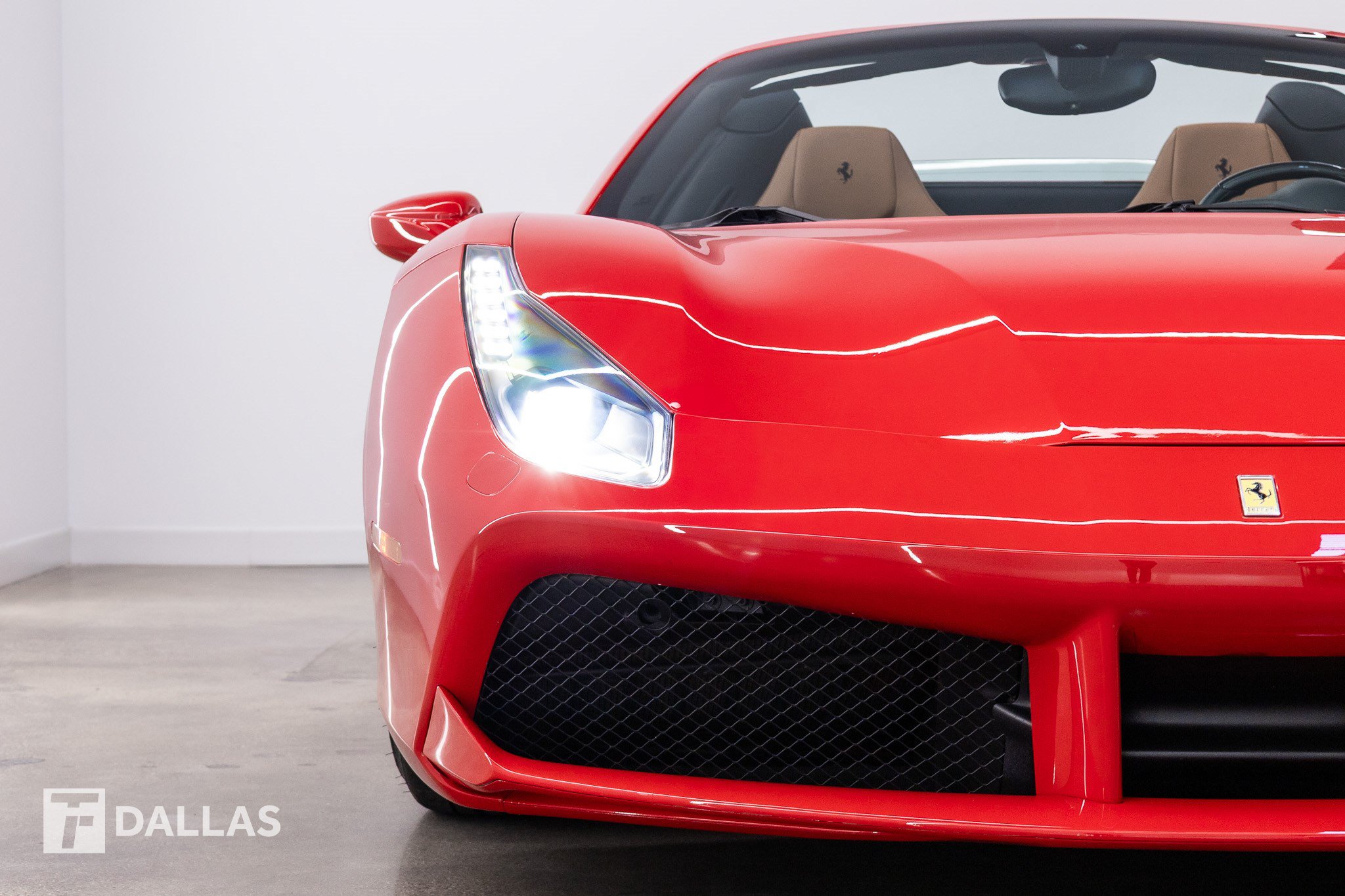 Used 2016 Ferrari 488 Spider RWD image 26