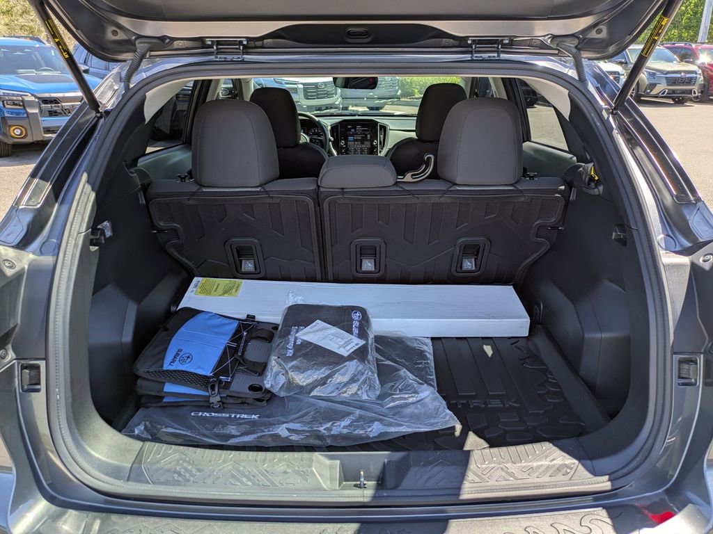 Used 2024 Subaru Crosstrek 2.0i Premium image 12