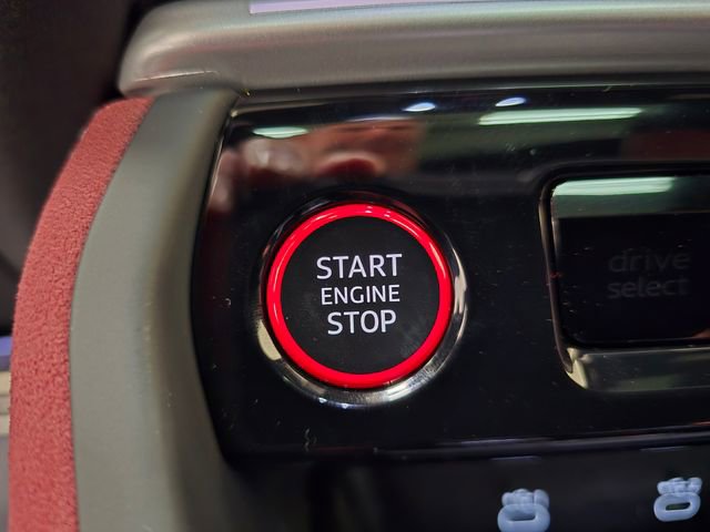 New 2025 Audi SQ5 Prestige image 20