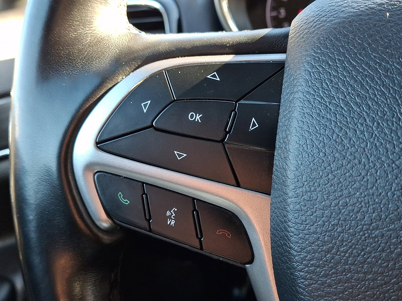 Used 2021 Jeep Grand Cherokee Limited w/ Quick Order Package 28K 80th image 23