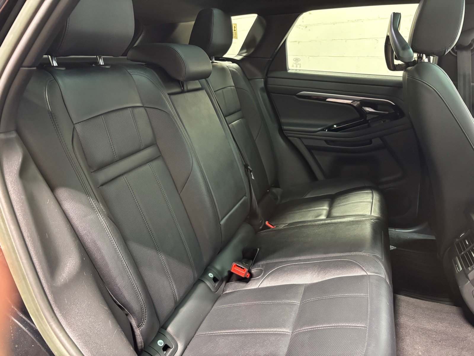 Used 2023 Land Rover Range Rover Evoque R-Dynamic S AWD/4WD image 38