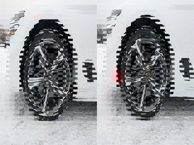 Certified 2025 Genesis G70 3.3T Advanced image 23